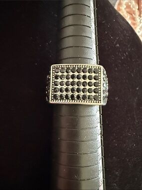 NWT Men’s Glitz Silver-Tone Rectangular Black Crystal Statement stretch Ring 11+